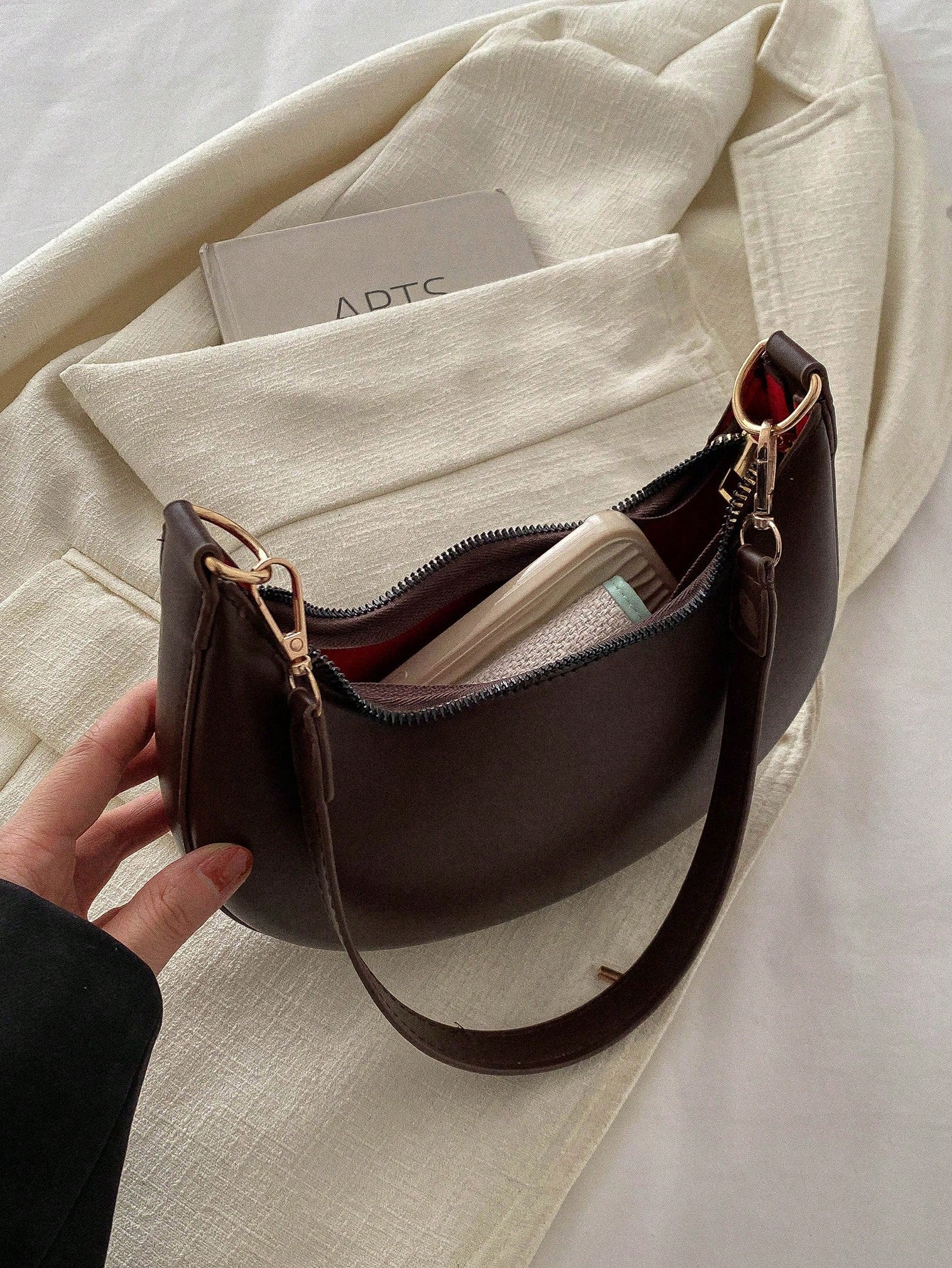 1 Peça Bolsa de Ombro em Formato de Meia-Lua de Cor Sólida com Fechamento de Zíper em PU para Mulheres, Estilo Minimalista, Uso Diário, Trabalho, Estilo Retrô Inspirado, Adequada para Mulheres