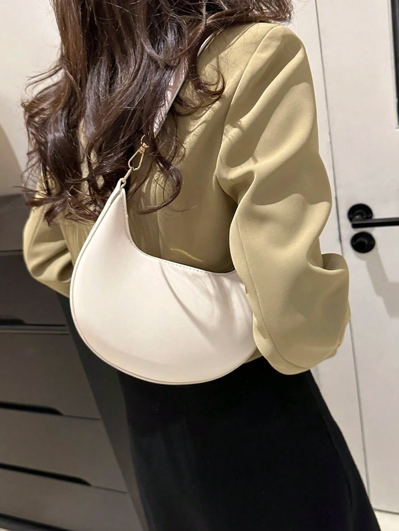 1 Peça Bolsa de Ombro em Formato de Meia-Lua de Cor Sólida com Fechamento de Zíper em PU para Mulheres, Estilo Minimalista, Uso Diário, Trabalho, Estilo Retrô Inspirado, Adequada para Mulheres