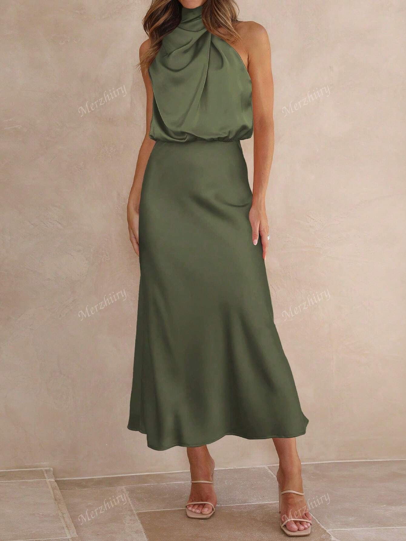 Sólido Gola Assimétrica Cetim Vestido