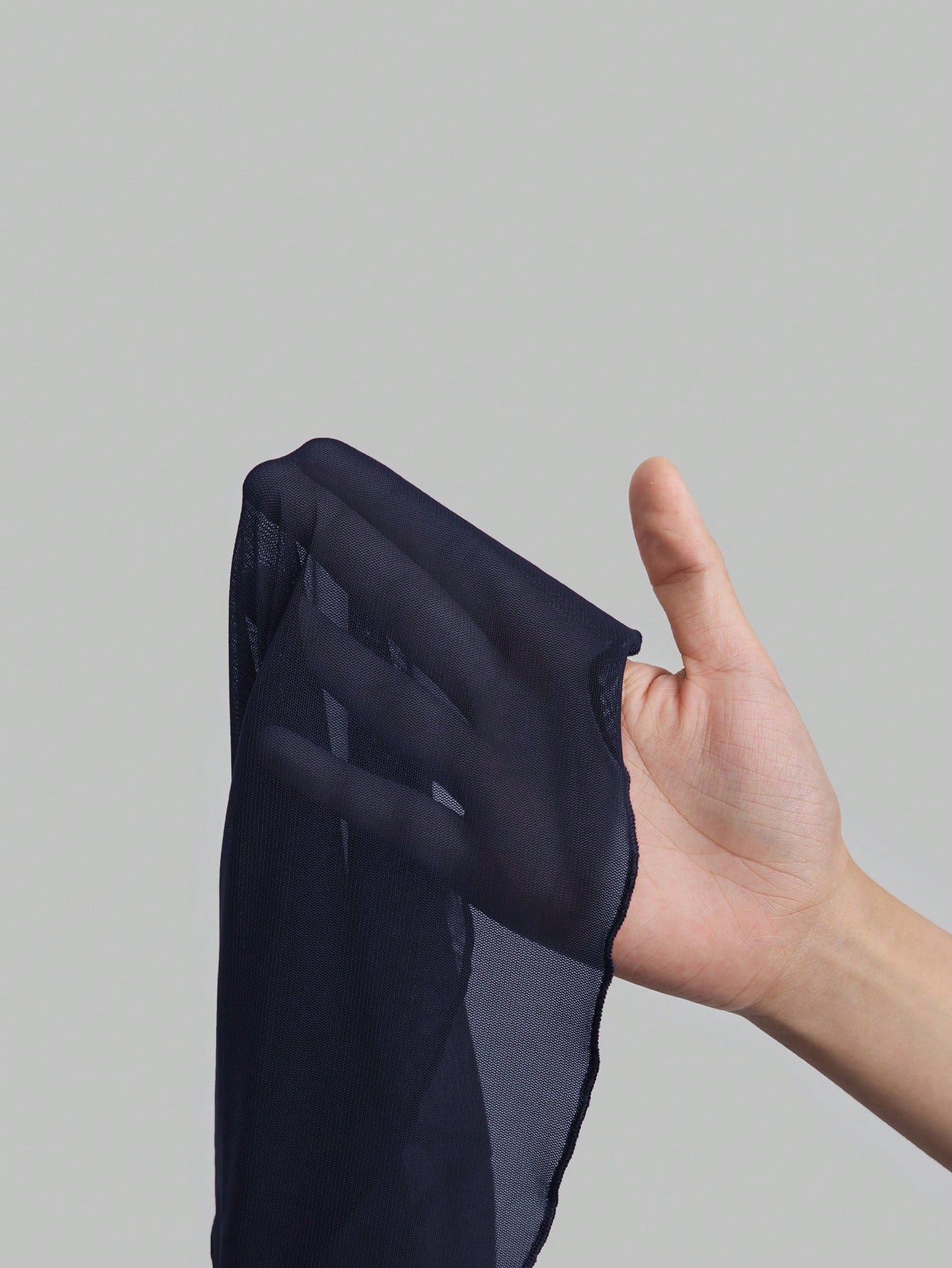 Ontre Blusa elegante e versátil de tecido de malha respirável, azul-marinho, Coleção Primavera/Verão 2025