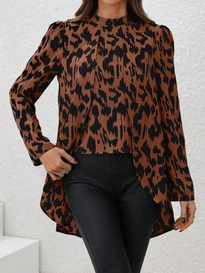 EMERY ROSE Blusa com Barra Assimétrica de Estampa Total, Tops de Manga Longa