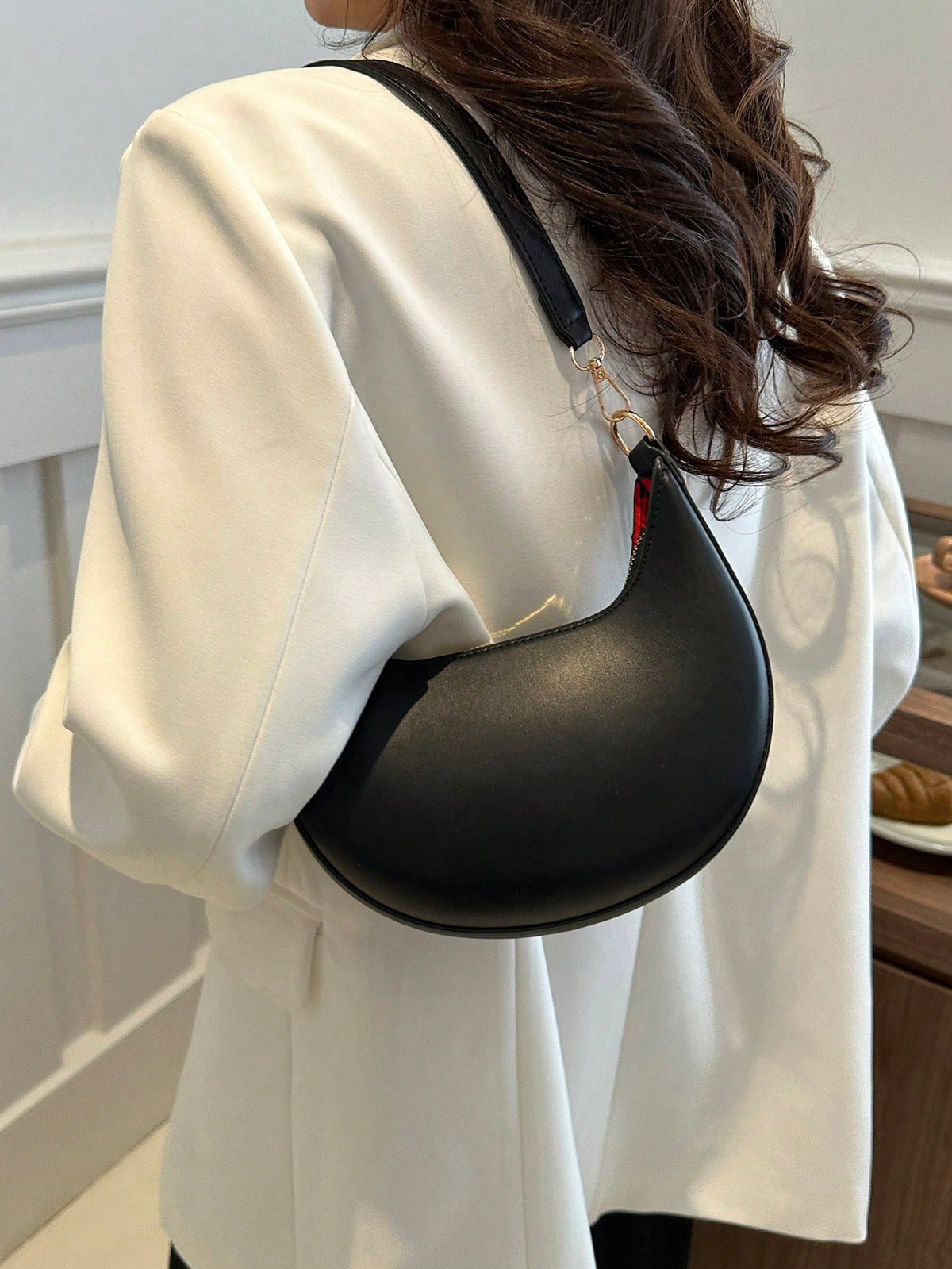 1 Peça Bolsa de Ombro em Formato de Meia-Lua de Cor Sólida com Fechamento de Zíper em PU para Mulheres, Estilo Minimalista, Uso Diário, Trabalho, Estilo Retrô Inspirado, Adequada para Mulheres